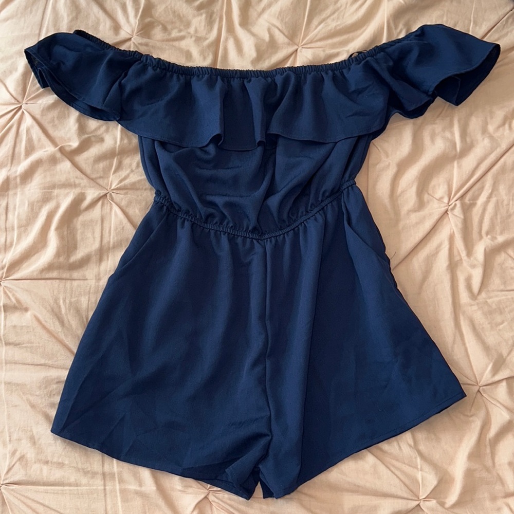 Blue Romper With Pockets Size: M ( Never Worn)